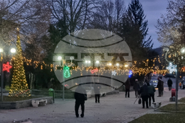 Село Ковачевци - коледна елха - светлини