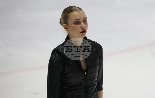 Най-добрата българска състезателка по фигурно пързаляне Александра Фейгин е с контузия на ръката