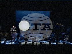 „Мисия филоктет. Последният оцелял“ е първата за новия театрален сезон премиера на театър „Зонг“, снимка – екип театър „Зонг“