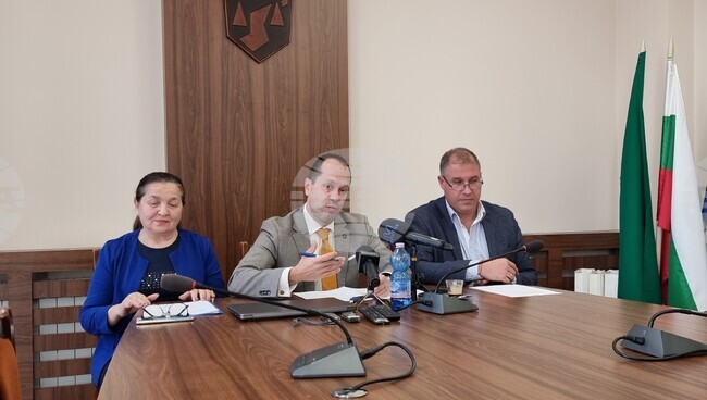 До пролетта една трета от детските градини във Враца ще имат солни стаи, каза заместник-кметът Петя Долапчиева