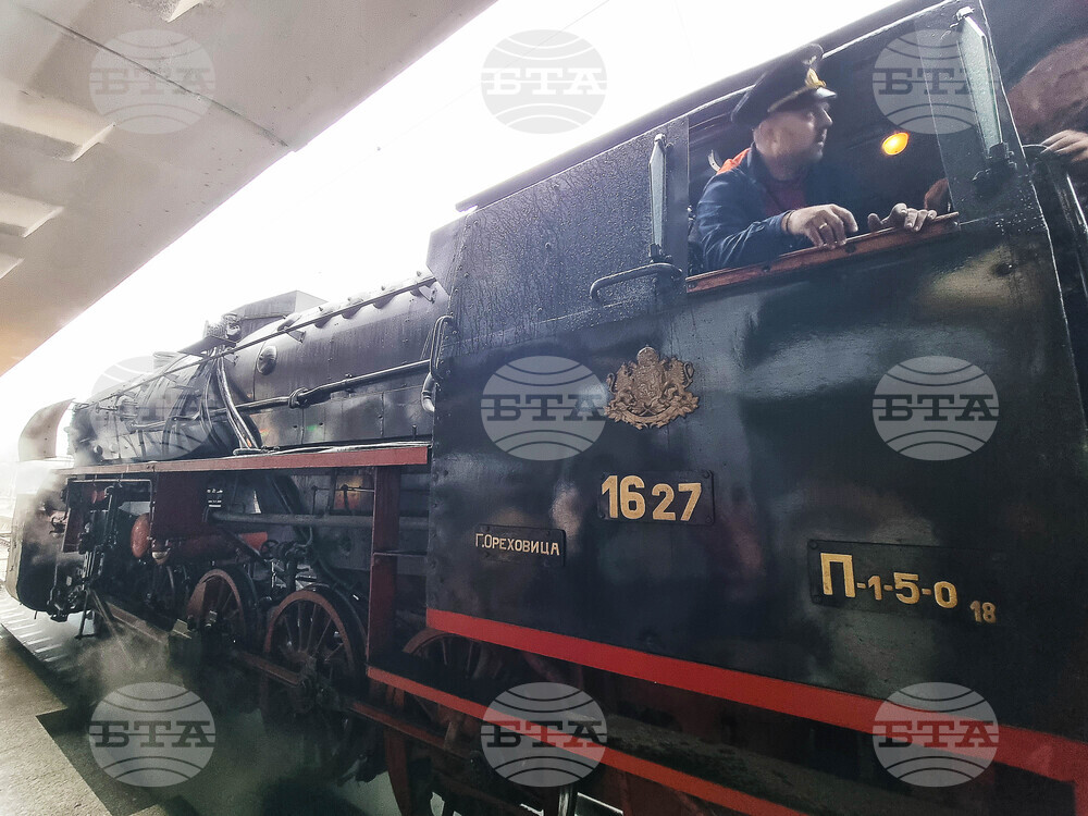 Плевен - коледен влак - Дядо Коледа