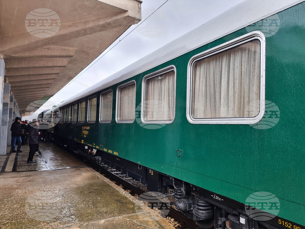 Плевен - коледен влак - Дядо Коледа