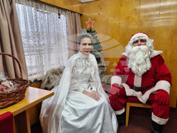 Плевен - коледен влак - Дядо Коледа