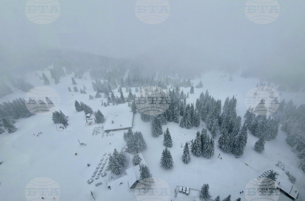 Sub-zero Temperatures, Fog and Snow in Mountains