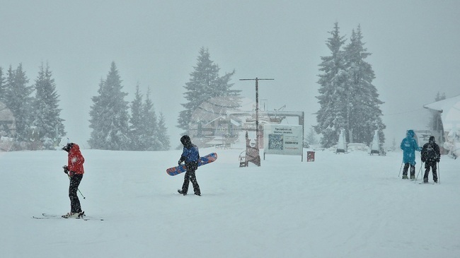 Сноубордистка е с черепно-мозъчна травма, получена на писта в района на Рилските езера