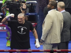 Saudi Arabia Boxing Usyk Fury