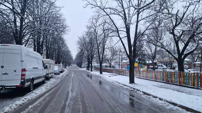 Пътищата в област Разград са обработени след падналия снеговалеж и са проходими при зимни условия