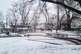 Разград - зима - обстановка