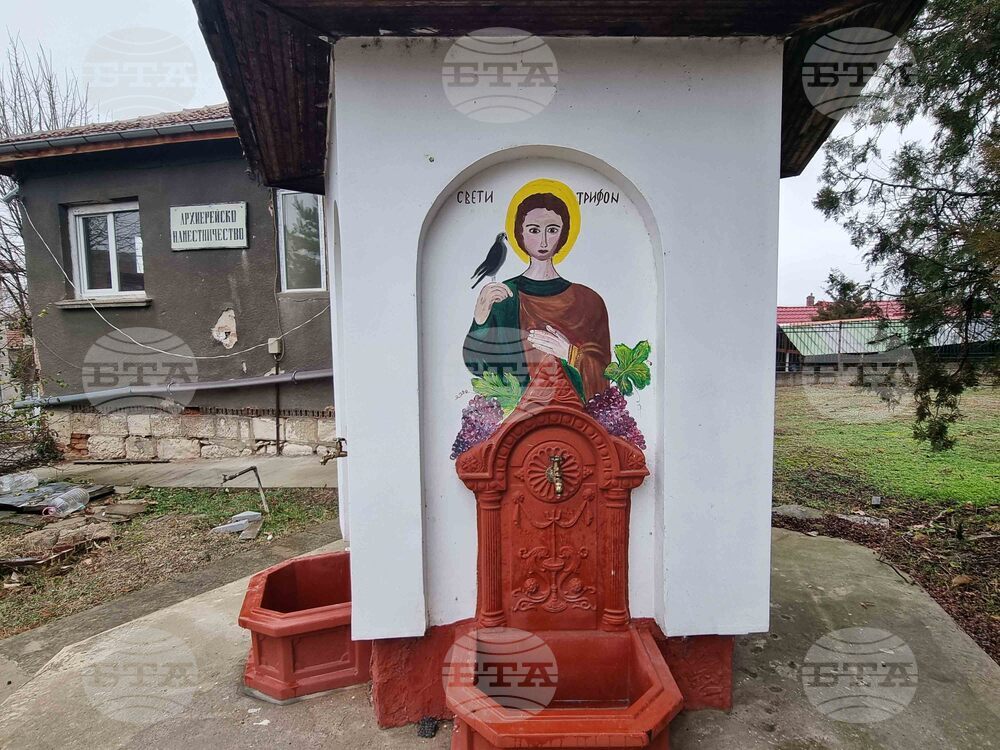 Гулянци - църква - картини от Новия Завет