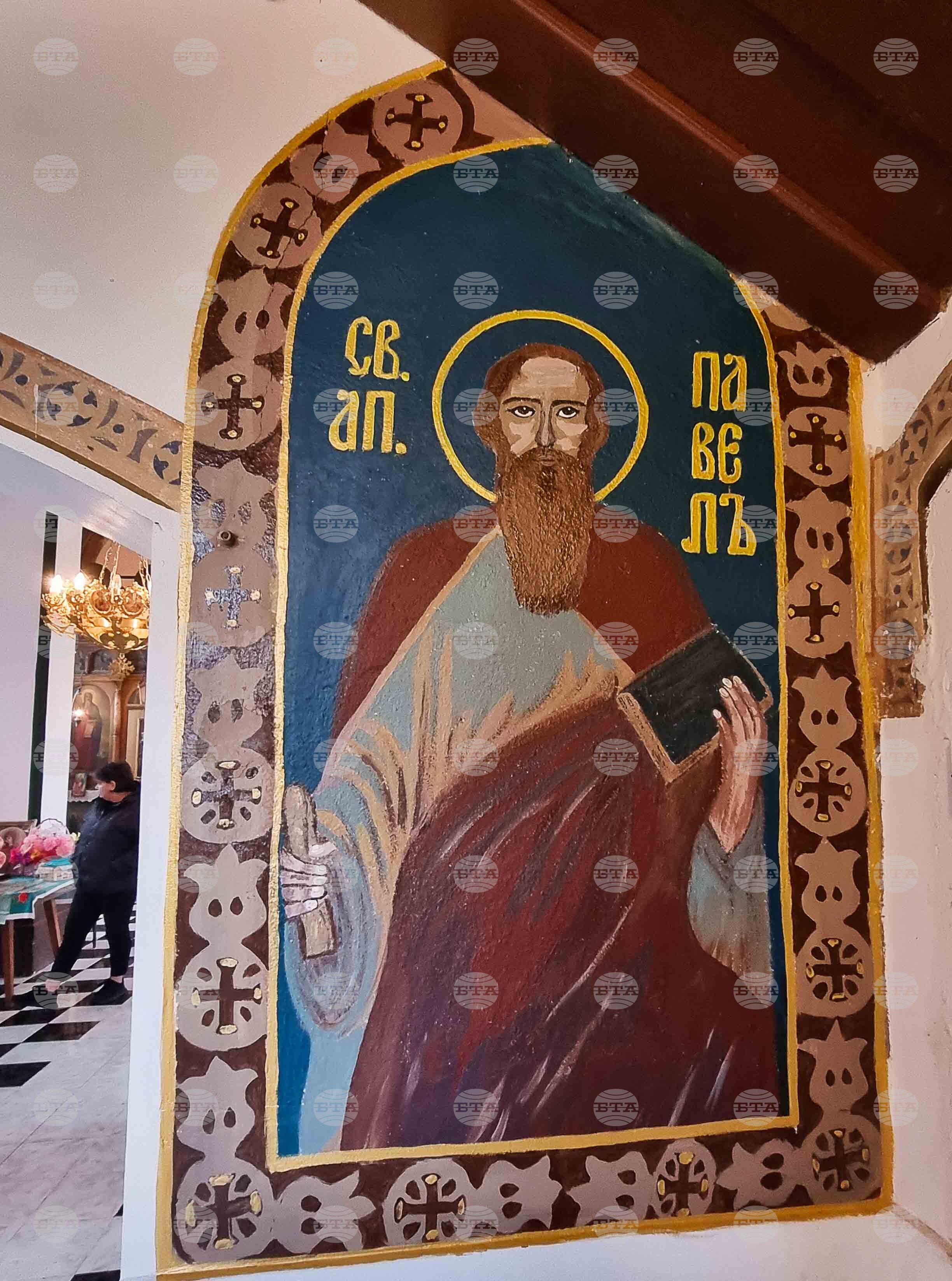 Гулянци - църква - картини от Новия Завет