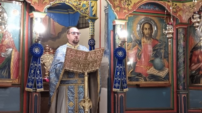 Идването на Сина Божий на Земята е дело на безграничната Божия любов към грешното човечество, каза отец Иларион в Кюстендил