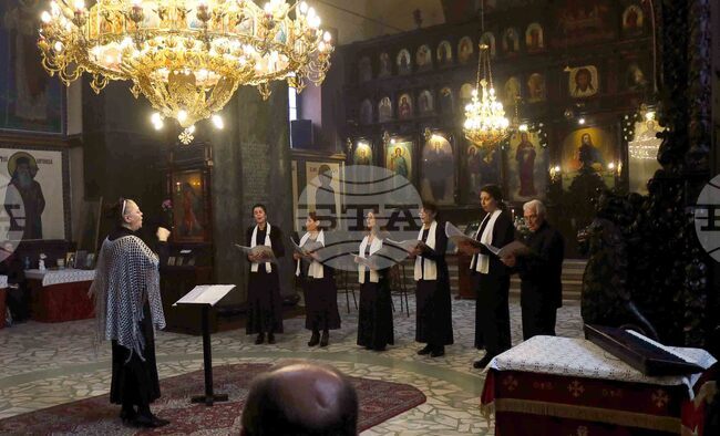 Добрич - църковен хор - концерт