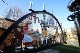 Коледна украса - ежедневие