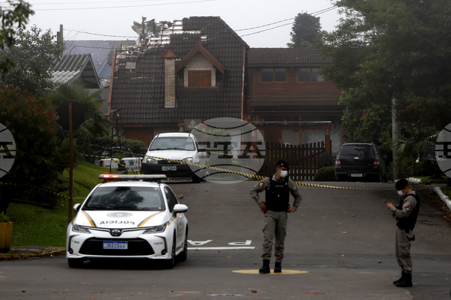 Тийнейджър нападна с нож деца в училище в Бразилия и уби 9-годишно момче 