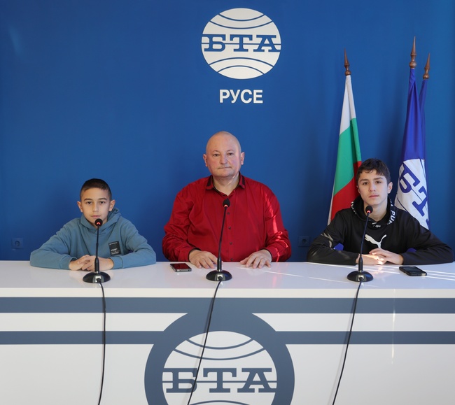 Представяне на национален клуб за деца - репортери