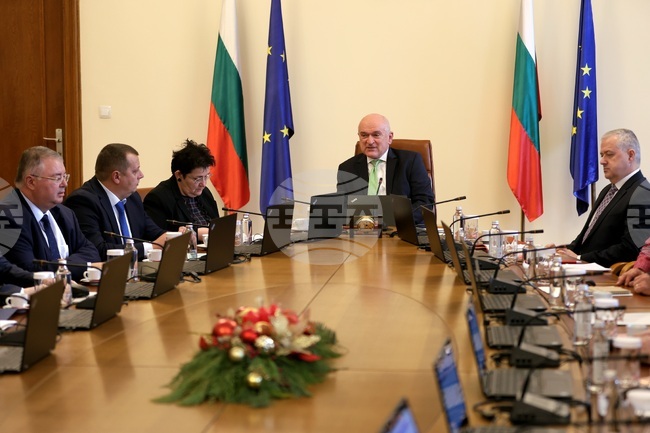 Caretaker Cabinet Reports on Its Performance