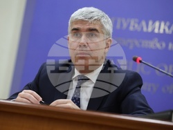 Министерство на енергетиката - договор - подписване