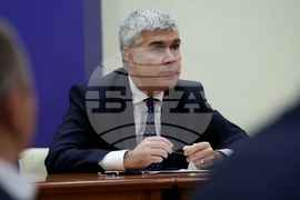 Министерство на енергетиката - договор - подписване