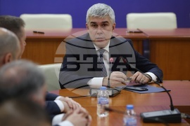 Министерство на енергетиката - договор - подписване