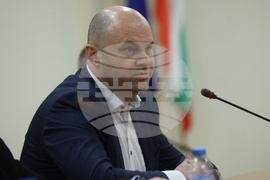 Министерство на енергетиката - договор - подписване