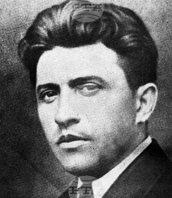 Христо Ясенов - поет