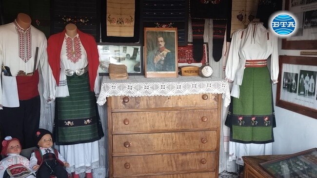 Семейство подреди музейна сбирка в дома си в плевенското село Обнова