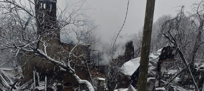 Четирима души са евакуирани при възникнал пожар в къща в благоевградското село Габрово