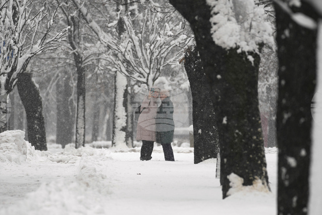 Сняг натрупа през май в планинските райони на Сърбия 