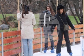 Ледена пързалка