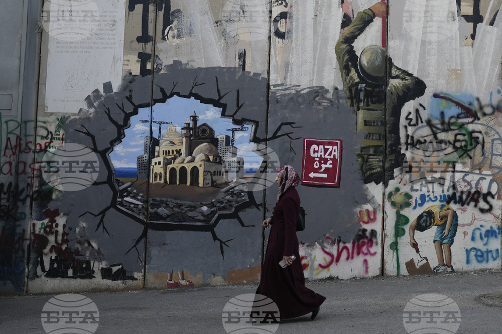 Израел разминира границата с Йордания, преди да издигне стена там