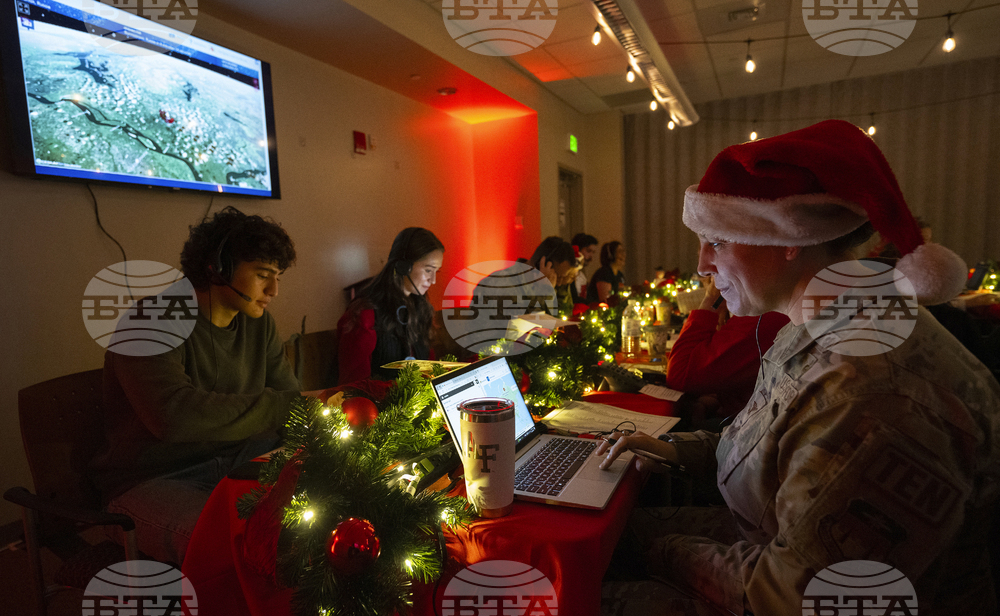 Северноамериканското военновъздушно-космическо командване проследява пътуването на Дядо Коледа по света от 70 години 