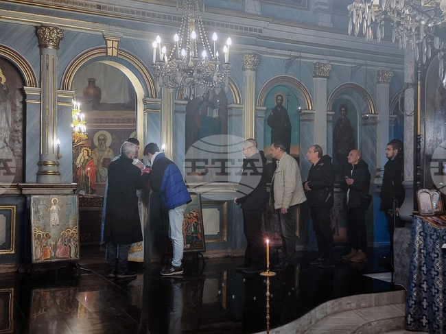 Плевен - храм „Света Параскева” - Рождество Христово