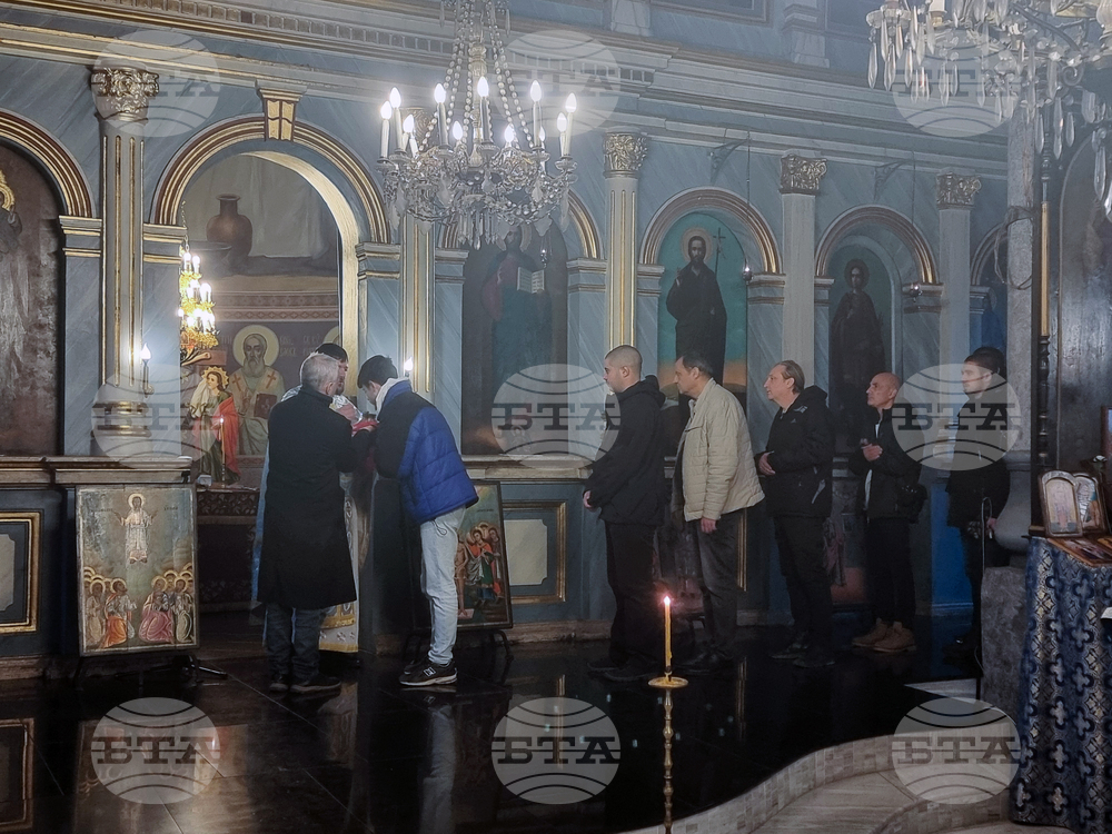 Плевен - храм „Света Параскева” - Рождество Христово