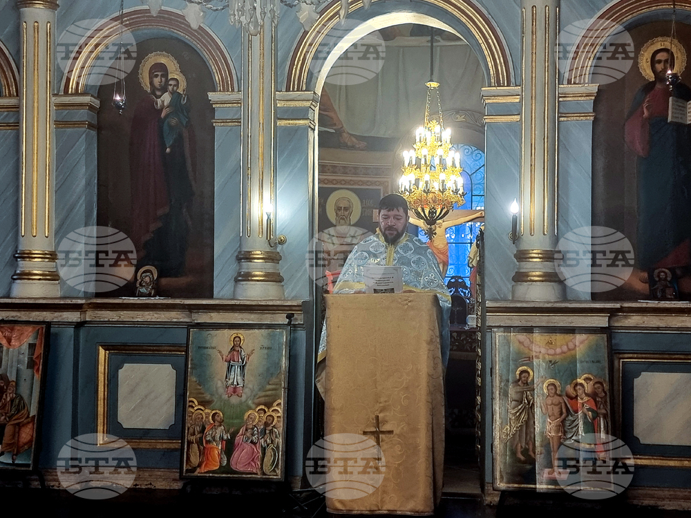 Плевен - храм „Света Параскева” - Рождество Христово