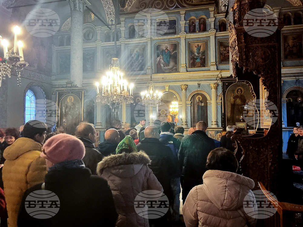 Плевен - храм „Света Параскева” - Рождество Христово