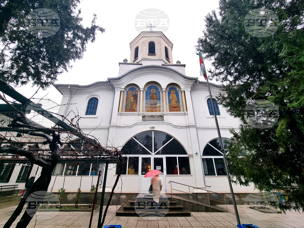 Плевен - храм „Света Параскева” - Рождество Христово