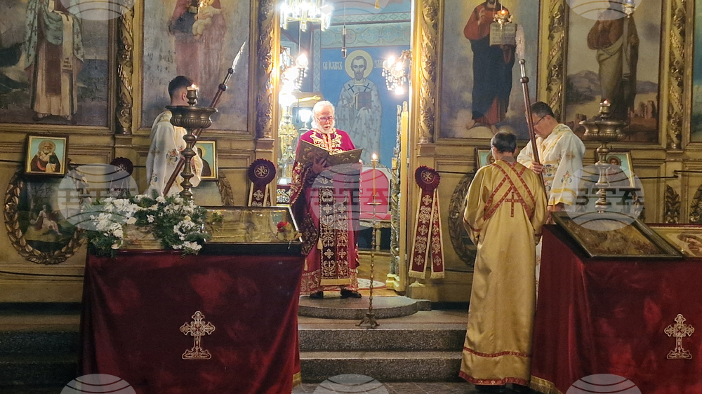 Разград - храм "Св. Николай Мирликийски Чудотворец" - Рождество Христово