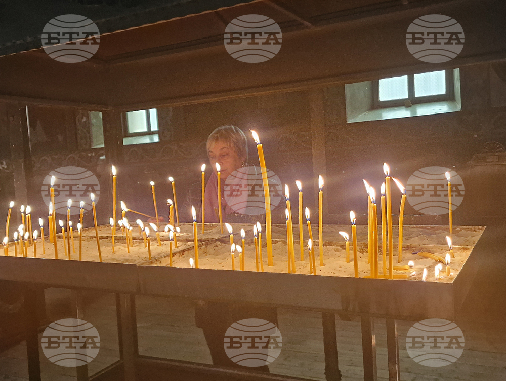 Разград - храм "Св. Николай Мирликийски Чудотворец" - Рождество Христово