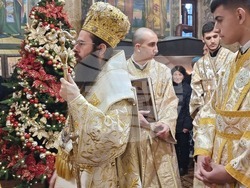 Сливен - Рождество Христово - митрополит Арсений - празнична литургия