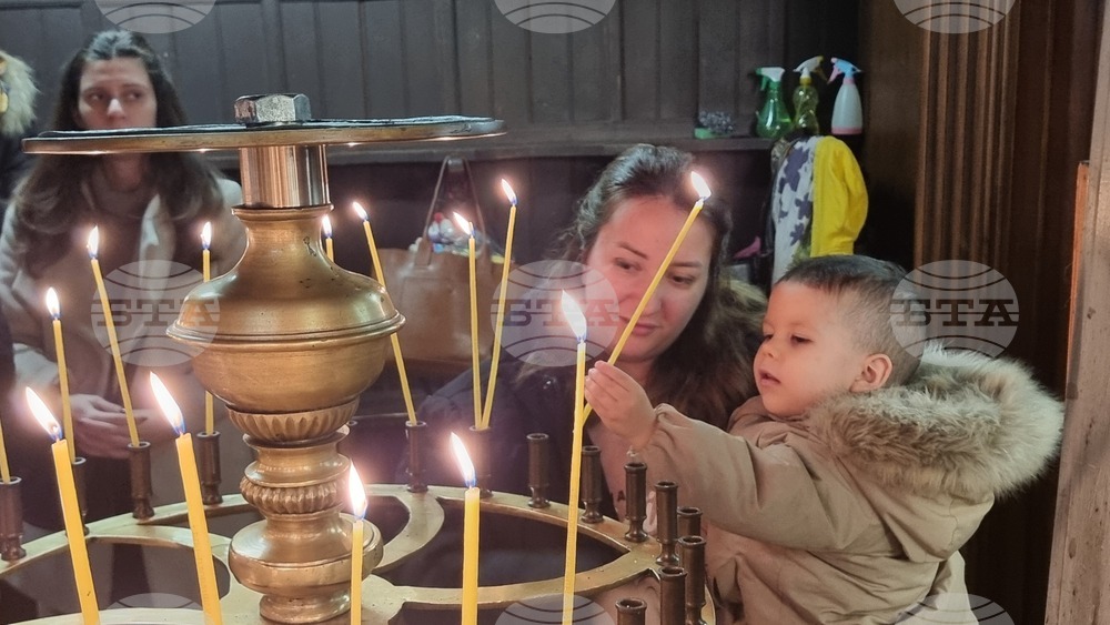 Хасково - храм „Св. св. Архангели Михаил и Гавраил” - Рождество Христово