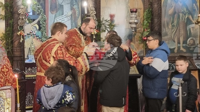 Хасково - храм „Св. св. Архангели Михаил и Гавраил” - Рождество Христово