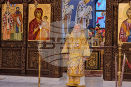 Ловеч - храм „Св. св. Кирил и Методий“ - Рождество Христово - света литургия