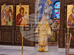 Ловеч - храм „Св. св. Кирил и Методий“ - Рождество Христово - света литургия