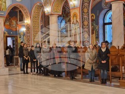 Ловеч - храм „Св. св. Кирил и Методий“ - Рождество Христово - света литургия