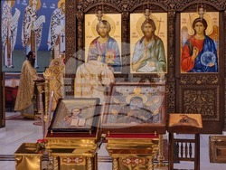 Ловеч - храм „Св. св. Кирил и Методий“ - Рождество Христово - света литургия