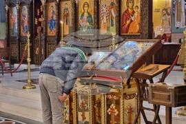 Ловеч - храм „Св. св. Кирил и Методий“ - Рождество Христово - света литургия