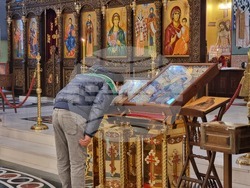 Ловеч - храм „Св. св. Кирил и Методий“ - Рождество Христово - света литургия