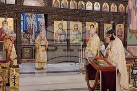 Ловеч - храм „Св. св. Кирил и Методий“ - Рождество Христово - света литургия