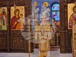 Ловеч - храм „Св. св. Кирил и Методий“ - Рождество Христово - света литургия