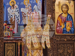 Ловеч - храм „Св. св. Кирил и Методий“ - Рождество Христово - света литургия